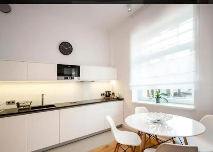 D'ali Orzeszkowa,14 *